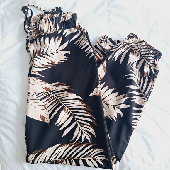 SHEIN Holidaya Tropical Print Paperbag Waist Belted Pants (NWOT) - Picture 2 of 4